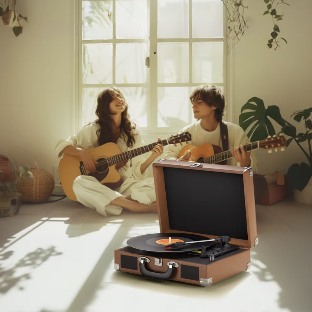 Platine vinyle vintage dans une mallette | Le Phonographe